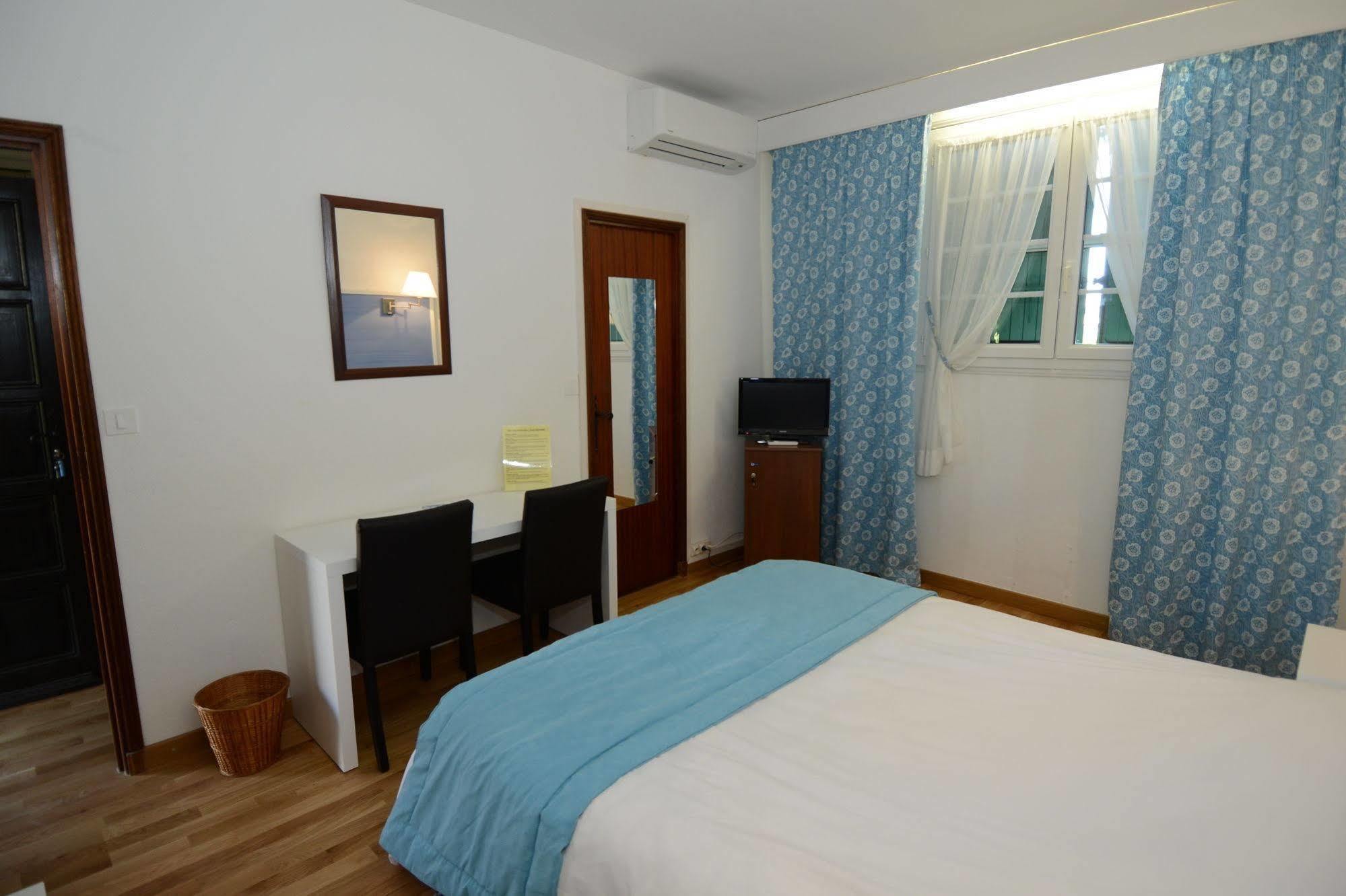 Logis Le Relais Du Val D'orbieu Hotel Ornaisons
